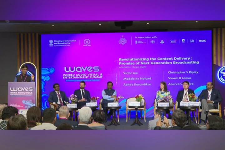 Revolutionizing Broadcast Media with Next Generation Conversational AI 1 Revolutionizing Broadcast Media with Next Generation Conversational AI